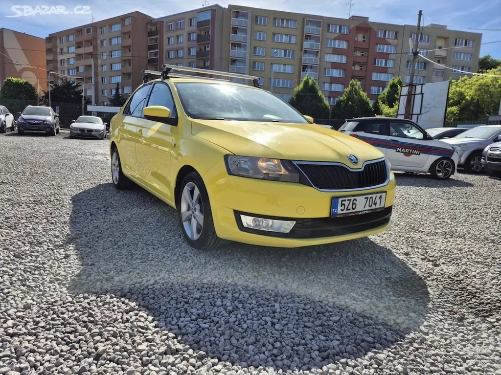 Škoda Rapid 1.6TDi77KW,AUTOKLIMA,VÝHŘEV,PDC,ALU,ČR